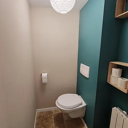 De La Cour Ronty Casa vacanze